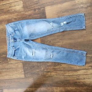 EUC RUE21 SIZE 5/6 CROPPED JEANS